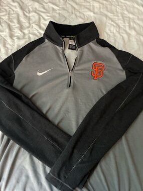 Nike Grey and Black SF Giants Quarter-Zip Pullover
